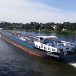 Ooof, now that a big one isn't it. A real whopper of a boat.